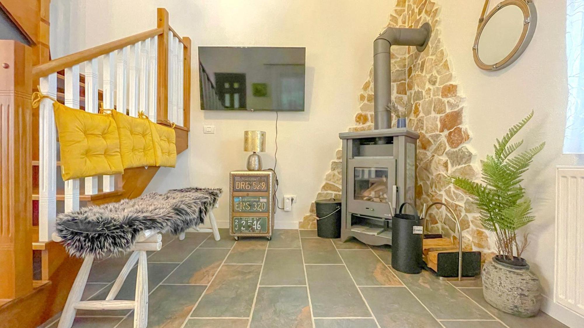 Appartement Vilux With Indoor Private Parking à Braşov Extérieur photo